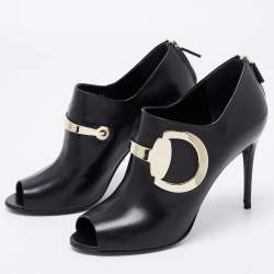 مملوكة مسبقًا Gucci Black Leather Horsebit Roony Booties Size 39