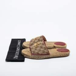 Gucci Beige Canvas GG Espadrilles Flat Sandals  Size 39