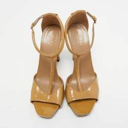 Pre Owned Gucci Beige Patent Leather T-Strap Sandals Size 38