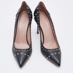 Pre Owned Gucci Black GG Embossed Leather Embellished Pumps Size 38