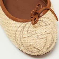 Pre Owned Gucci Cream/Brown Leather and Raffia Interlocking G Logo Ballet Flats Size 38.5