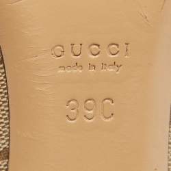 Pre Owned Gucci Beige Canvas and Leather GG Bamboo Horsebit Pumps Size 39