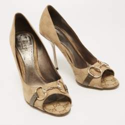 Pre Owned Gucci Beige Canvas and Leather GG Bamboo Horsebit Pumps Size 39