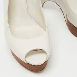 Gucci White Leather Wooden Wedge Slingback Sandals Size 38