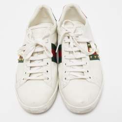 مملوكة مسبقًا Gucci White Leather Faux Pearl Embellished Ace Sneakers Size 37.5