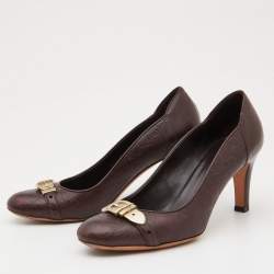 Pre Owned Gucci Brown Embossed Leather Buckle Pumps Size 37