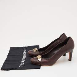 Pre Owned Gucci Brown Embossed Leather Buckle Pumps Size 37
