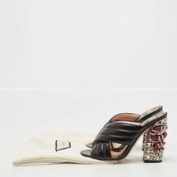 Gucci Black Leather Webby Slide Sandals Size 38.5
