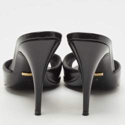 Pre Owned صندل سلايد غوتشي جلد لامع أسود مقاس 38