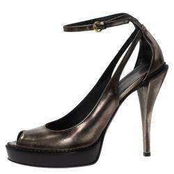 مملوكة مسبقًا Gucci Bronze Metallic Leather Ankle Strap Pumps Size 38.5
