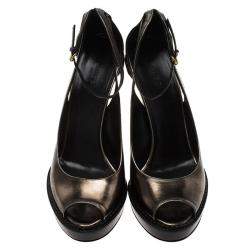 مملوكة مسبقًا Gucci Bronze Metallic Leather Ankle Strap Pumps Size 38.5