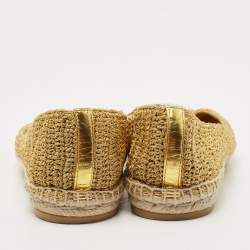 مملوكة مسبقًا Gucci Gold Woven Fabric and Leather Logo Ballet Flats Size 39