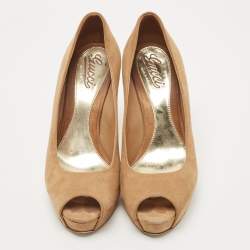 Pre Owned Gucci Brown Suede Sofia Pumps Size 39
