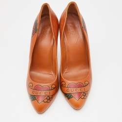 Pre Owned Gucci Tan Printed Leather Pumps Size 38