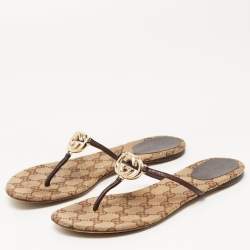 Gucci Brown Leather GG Thong Flats Size 37