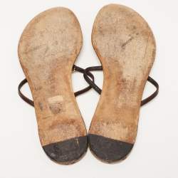 Gucci Brown Leather GG Thong Flats Size 37