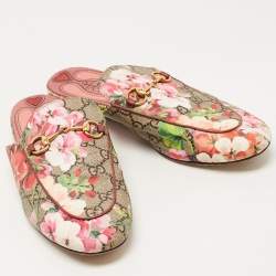 Pre Owned Gucci Beige/Brown GG Supreme Bloom Canvas Princetown Flat Mules Size 38