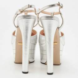مملوكة مسبقًا Gucci Silver Leather Angel Pumps Size 36