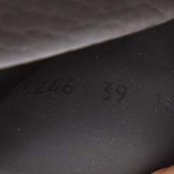 Pre Owned Gucci Green Velvet Embroidered L'aveugle Par Amour Slides Size 39