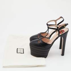 مملوكة مسبقًا Gucci Black Leather Angel Platforms T-Strap Sandals Size 37.5