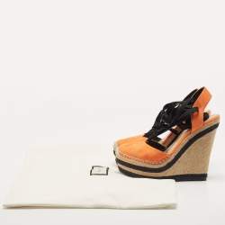مملوكة مسبقًا Gucci Orange/Black Suede Wedge Espadrille Platform Ankle Wrap Sandals Size 39