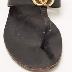 Pre Owned Gucci Black Leather GG Marmont Thong Flats Size 38