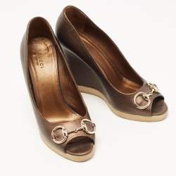 Pre Owned Gucci Olive Green Leather Pee Toe Wedge Pumps Size 38