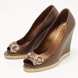 Pre Owned Gucci Olive Green Leather Pee Toe Wedge Pumps Size 38