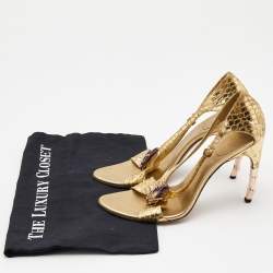 مملوكة مسبقًا Gucci Gold Python Embossed Leather Jeweled Sandals Size 38