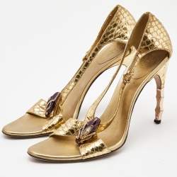 مملوكة مسبقًا Gucci Gold Python Embossed Leather Jeweled Sandals Size 38