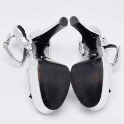 Pre Owned Gucci Silver Patent Leather Platform Ankle Strap Sandals Size 39