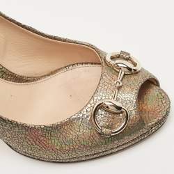 Pre Owned Gucci Holographic Texture Leather New Hollywood Horsebit Peep Toe Pumps Size 36