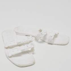 Pre Owned Gucci White Rubber Flat Slides Size 36