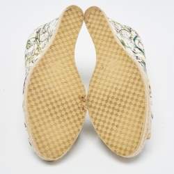 Pre Owned Gucci White Floral Print Canvas Horsebit Peep Toe Wedge Pumps Size 40