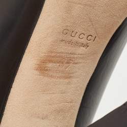 Pre Owned Gucci Black Leather Signature Web Interlocking G Buckle Pumps Size 37