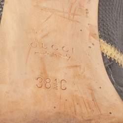 مملوكة مسبقًا Gucci Grey Snakeskin and Crocodile Leather Platform  Pumps Size 38.5