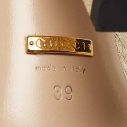 Gucci Gold Texture Leather Double G Logo Slide Sandals Size 39  