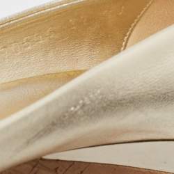 Pre Owned Gucci Gold Leather Wedge Open Toe Pumps Size 37