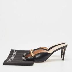 مملوكة مسبقًا Gucci Black Leather Sylvie Chain Slide Sandals Size 39.5