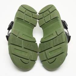 مملوكة مسبقًا Gucci Black/Green Leather and Mesh Sega Velcro Slingback Sandals Size 38.5