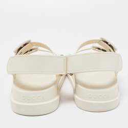 مملوكة مسبقًا Gucci White Rubber Double Buckle Slingback Flat Sandals Size 37