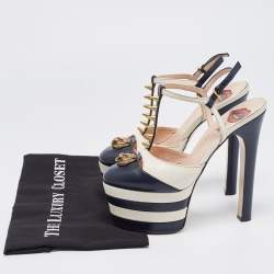 مملوكة مسبقًا Gucci Navy Blue/White Leather Studded Angel Platform Pumps Size 36.5
