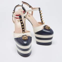 مملوكة مسبقًا Gucci Navy Blue/White Leather Studded Angel Platform Pumps Size 36.5