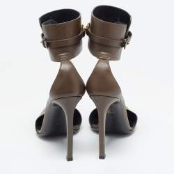 مملوكة مسبقًا Gucci Brown Leather Horsebit Ankle Cuff Pumps Size 37.5