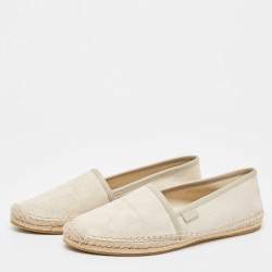 مملوكة مسبقًا Gucci Cream/Grey GG Canvas and Leather Espadrilles Flats Size 38.5