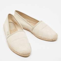مملوكة مسبقًا Gucci Cream/Grey GG Canvas and Leather Espadrilles Flats Size 38.5