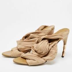 مملوكة مسبقًا Gucci Nude Fabric Pleated Strap Bamboo Heel Mule Sandals Size 38.5