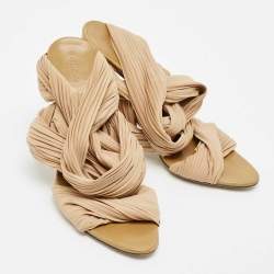 مملوكة مسبقًا Gucci Nude Fabric Pleated Strap Bamboo Heel Mule Sandals Size 38.5
