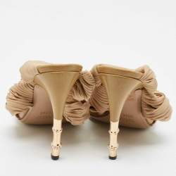 مملوكة مسبقًا Gucci Nude Fabric Pleated Strap Bamboo Heel Mule Sandals Size 38.5