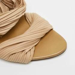 مملوكة مسبقًا Gucci Nude Fabric Pleated Strap Bamboo Heel Mule Sandals Size 38.5